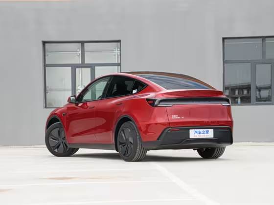 Tesla Model Y 2025