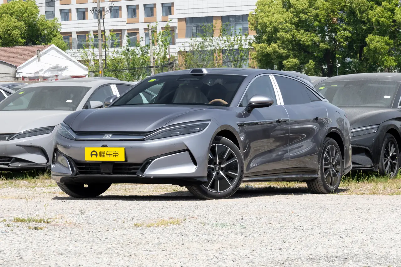 BYD Han L EV 2025