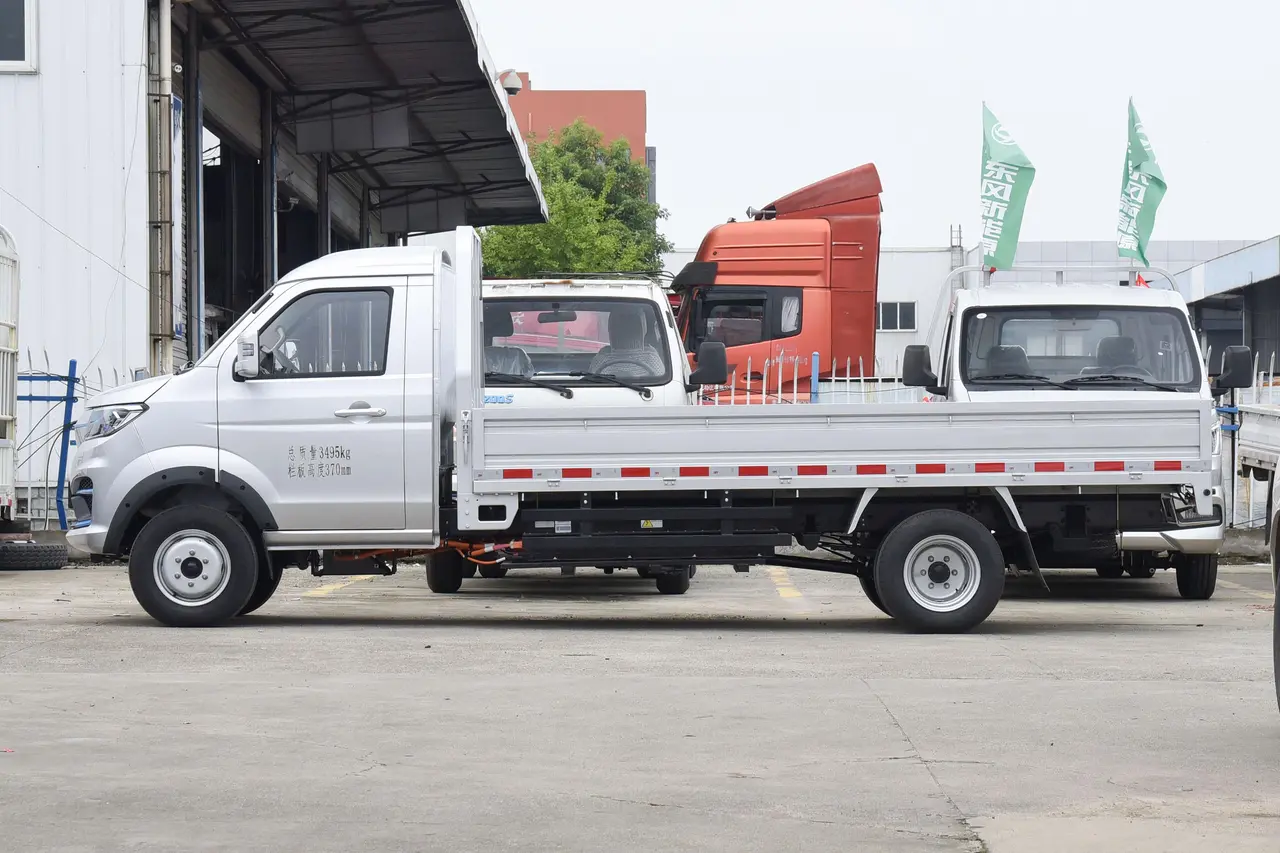 SRM T5L EV 2023