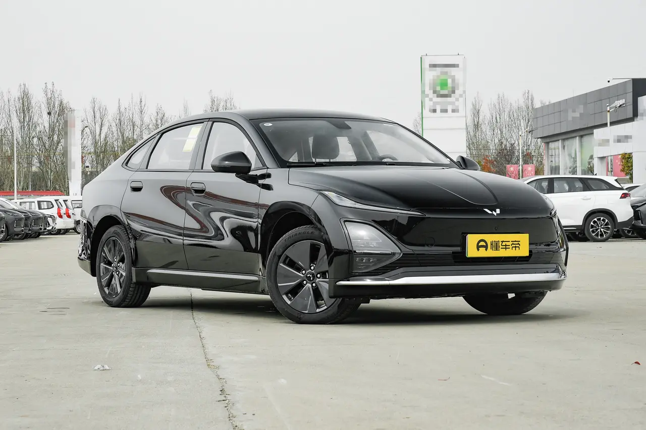 Wuling Starlight EV 2024