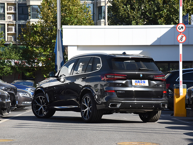 BMW X5 2022