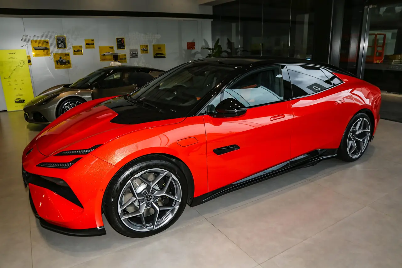 Lotus Emeya 2024
