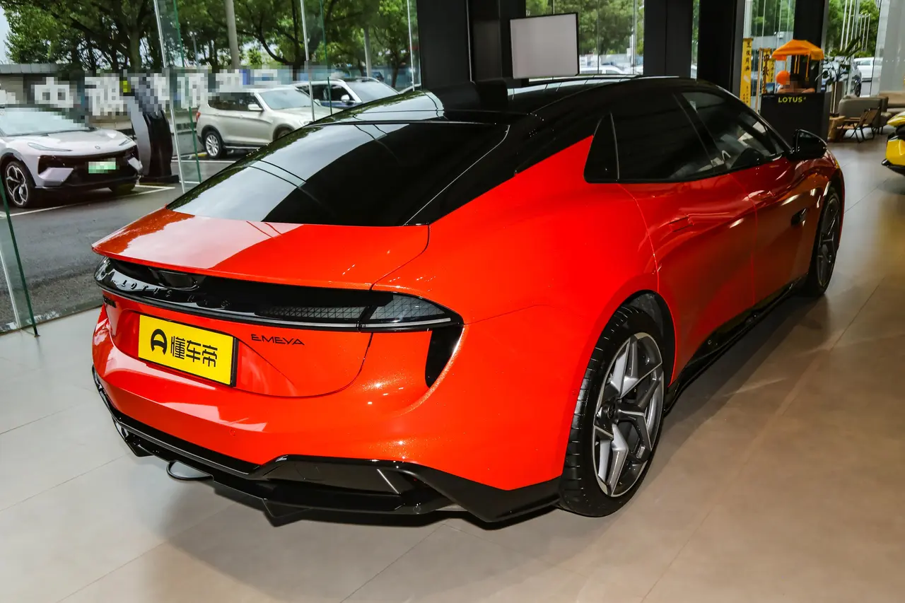 Lotus Emeya 2024