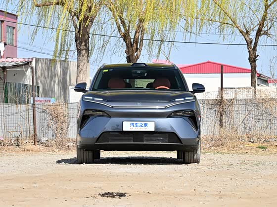 BYD Tang L 2025