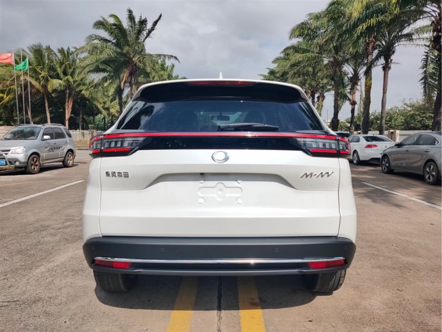 Dongfeng-Honda M-NV 2021