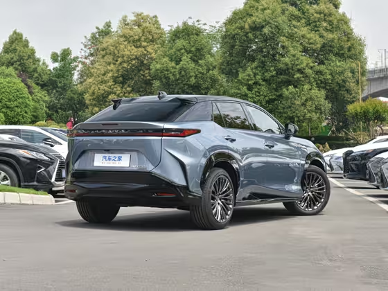 Lexus RZ 2023