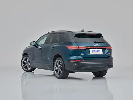 Audi Q5 E-tron 2024