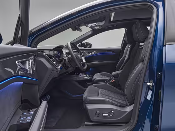 Audi Q5 E-tron 2024