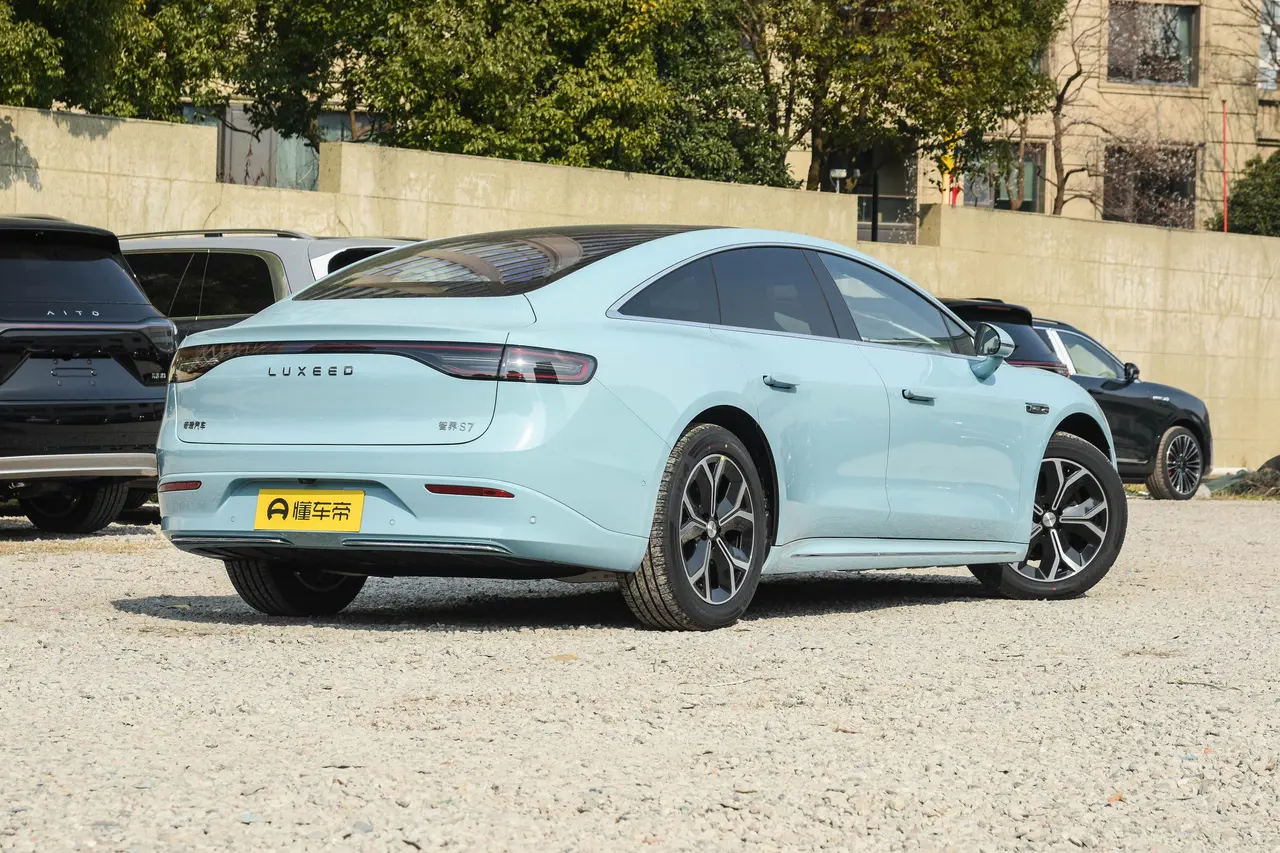 Luxeed S7 2025