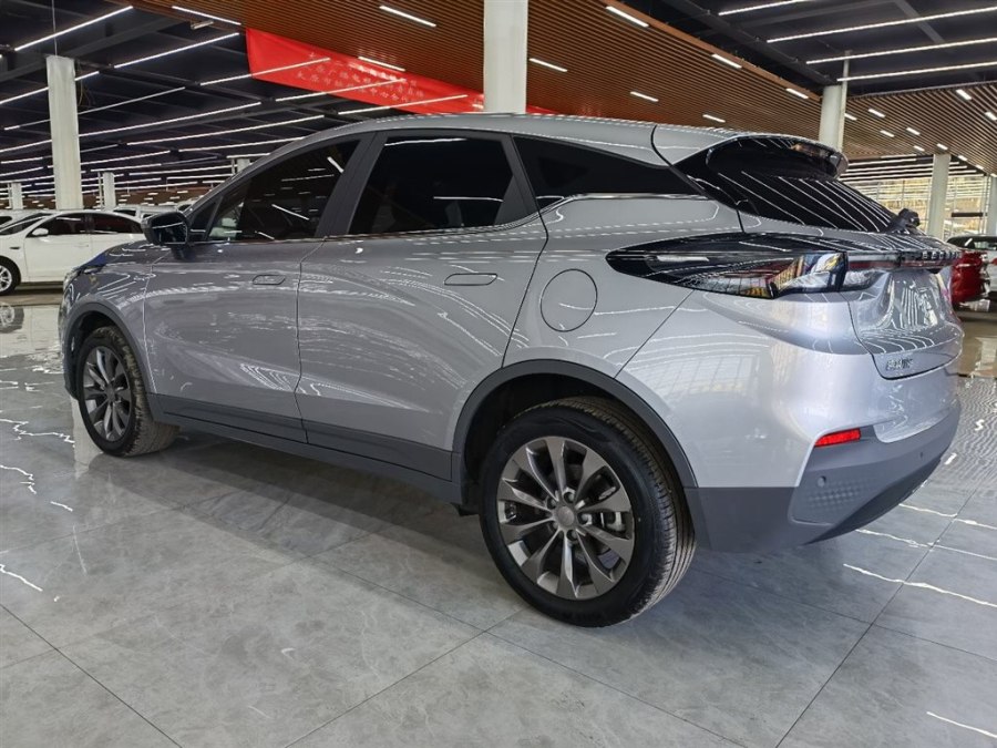 Geely Geometry C 2021