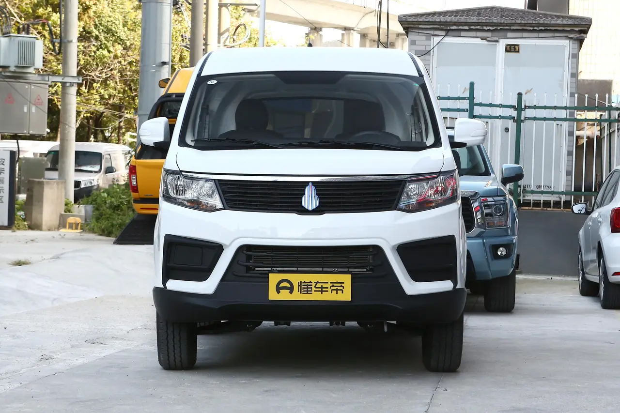 Baic Ruixiang Boten V2 EV 2022