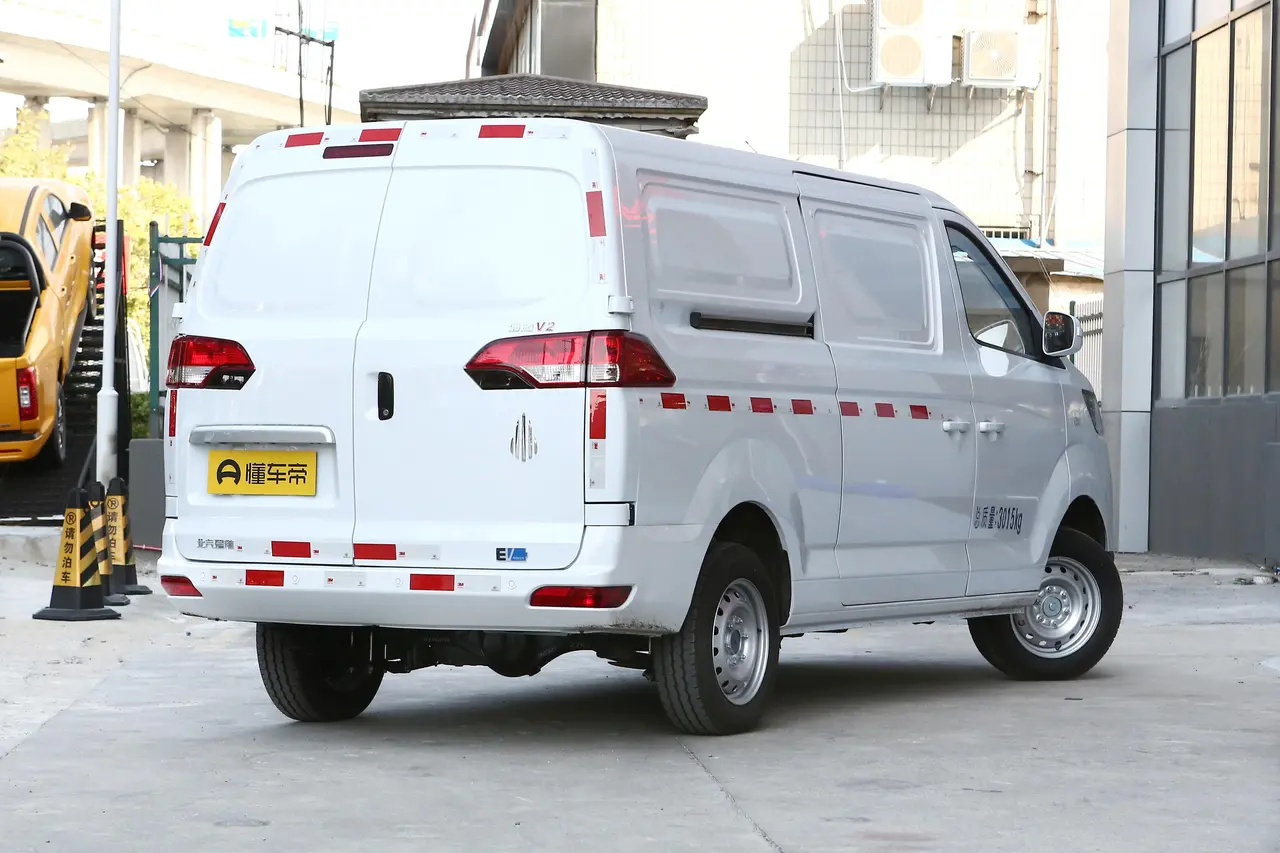 Baic Ruixiang Boten V2 EV 2022