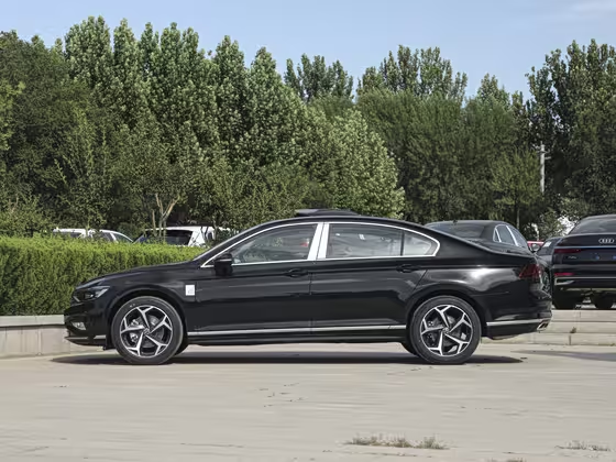 Volkswagen Magotan 2025