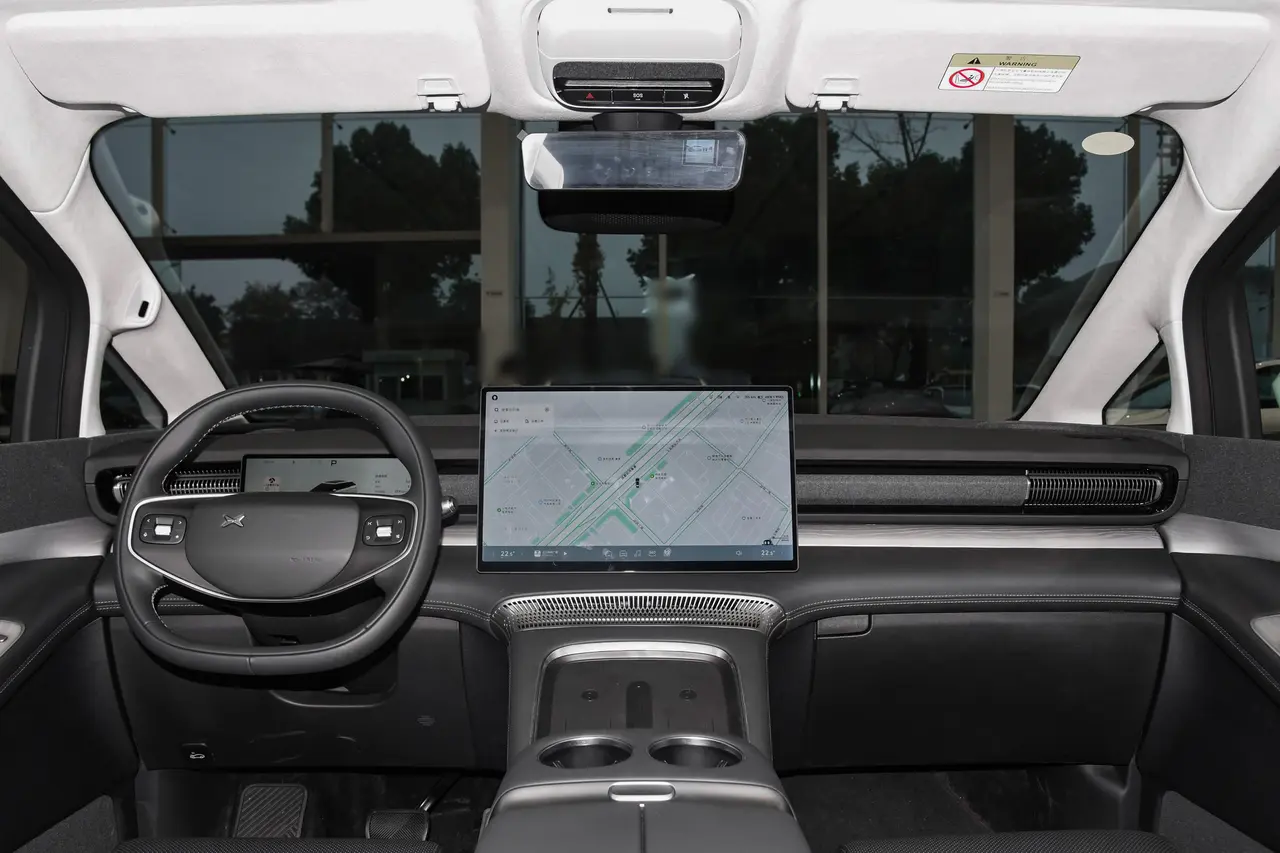 Xpeng X9 2024