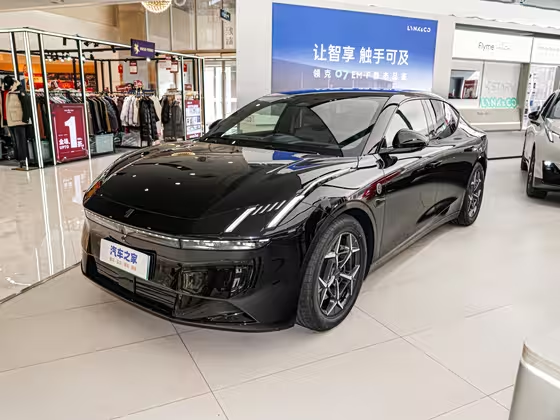 Lynk &amp; Co Z10 2024