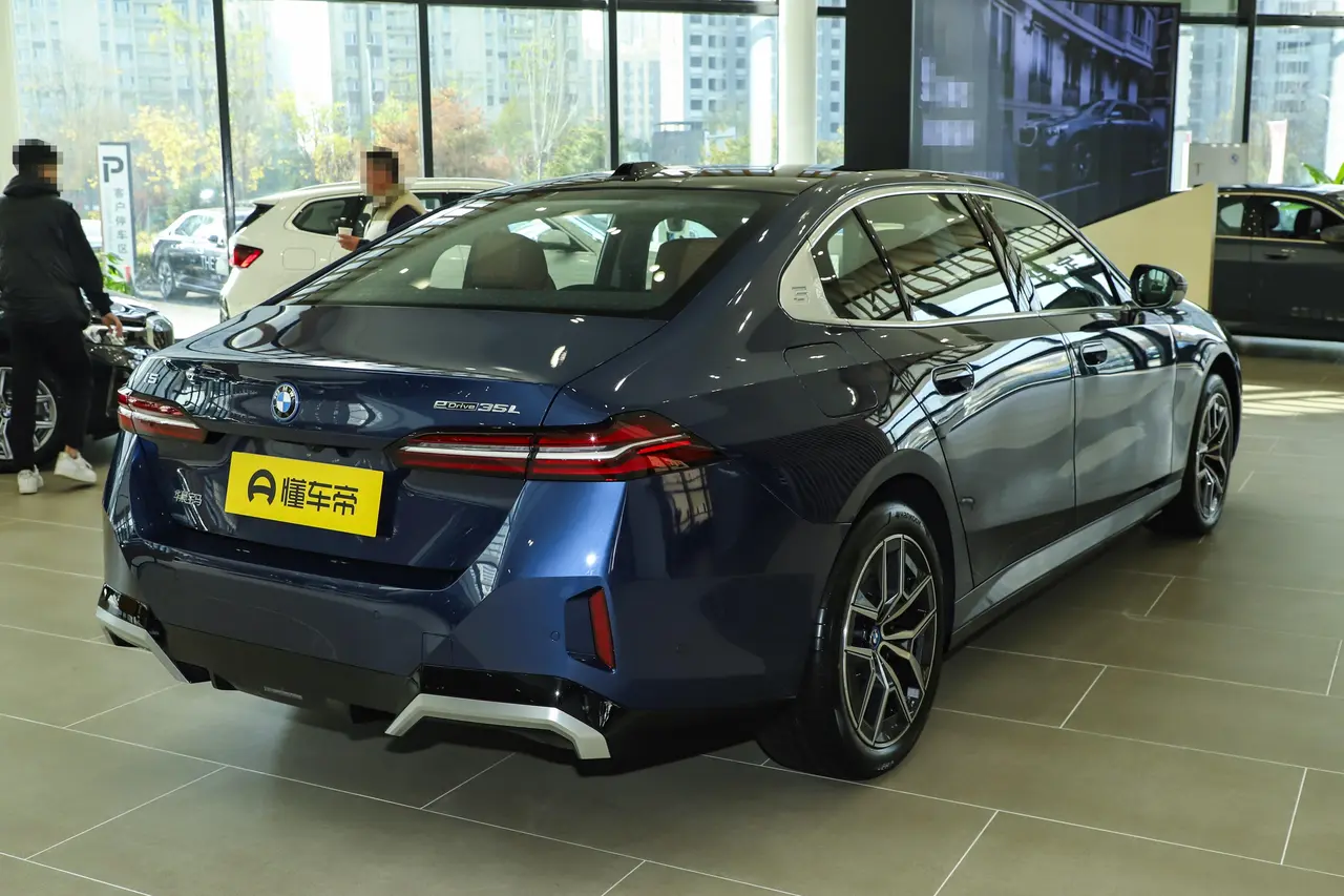 BMW I5 2024