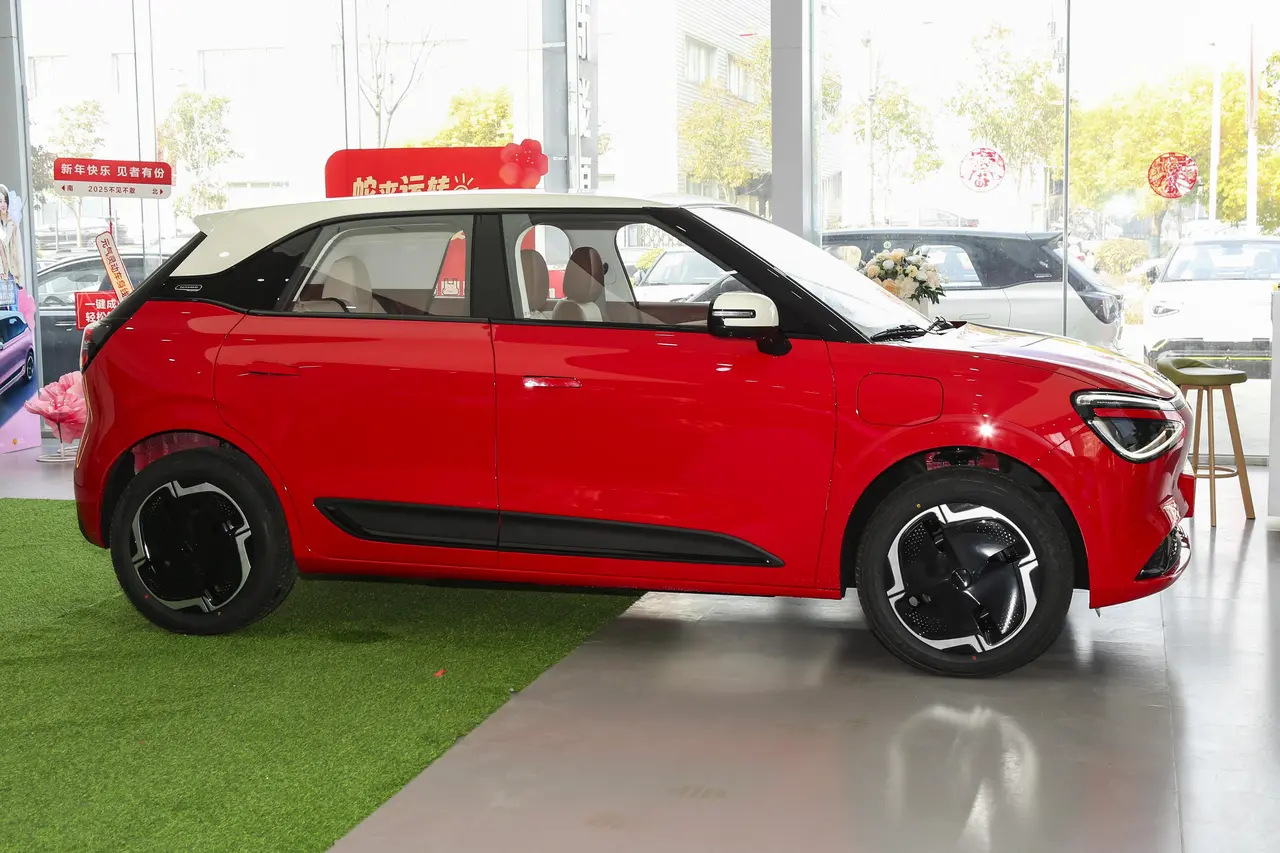 Dongfeng EV Box (Nano 01) 2024