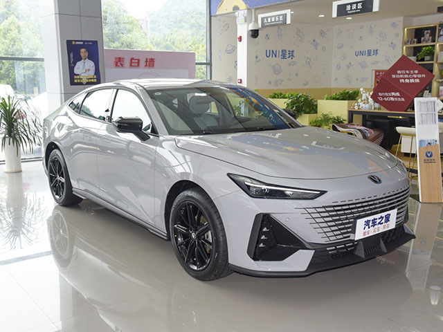 Changan UNI-V 2022