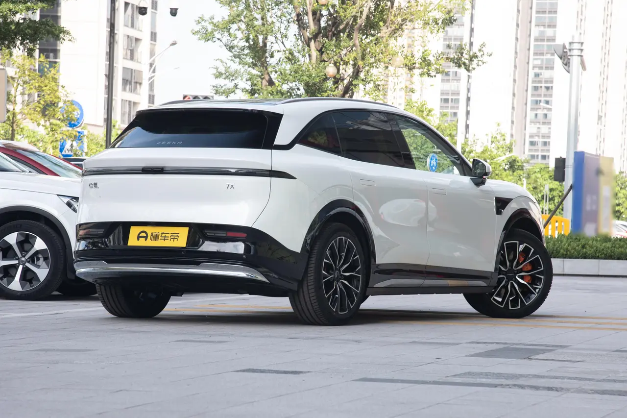Zeekr 7X 2025