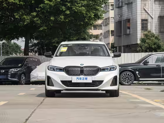 BMW i3 2025