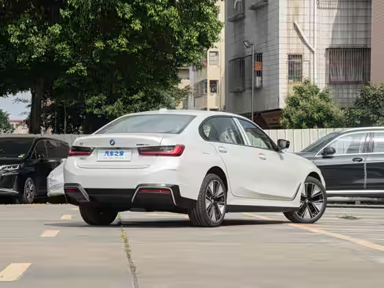 BMW i3 2025