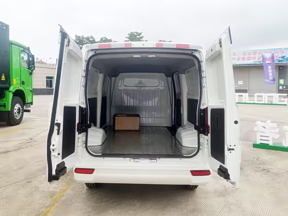 Shenlong passenger car Sunlong V6 2022