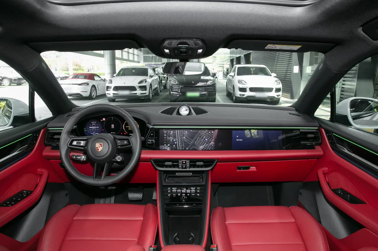 Porsche Macan EV 2024