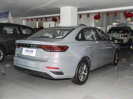 Geely Emgrand 2025