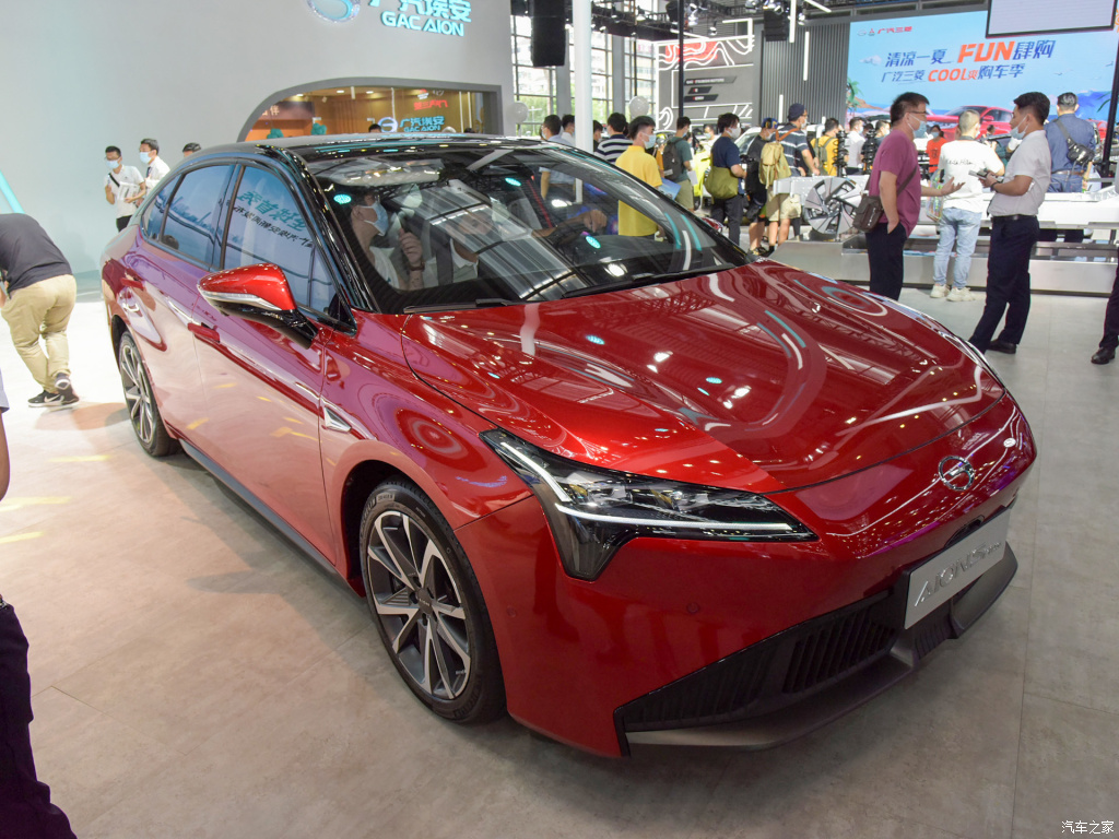 GAC Aion S 2021