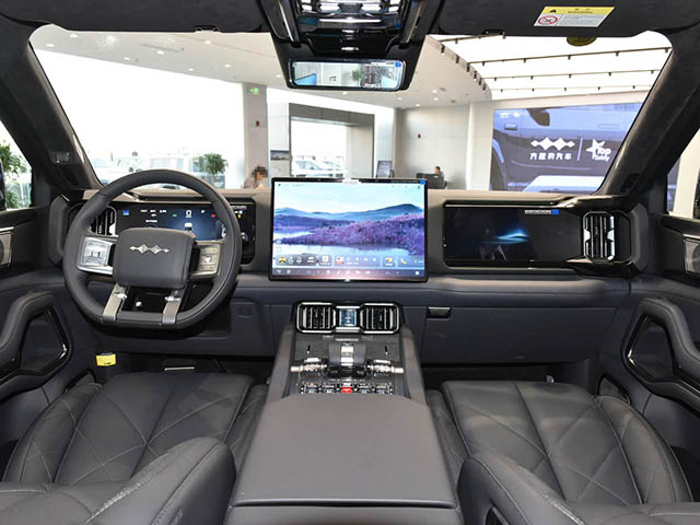 BYD Leopard 8 2025