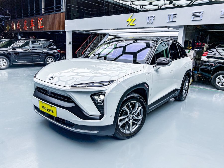 NIO ES6 2020