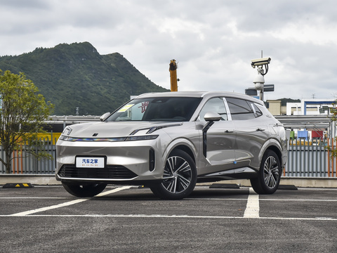 Lynk &amp; Co 08 2024