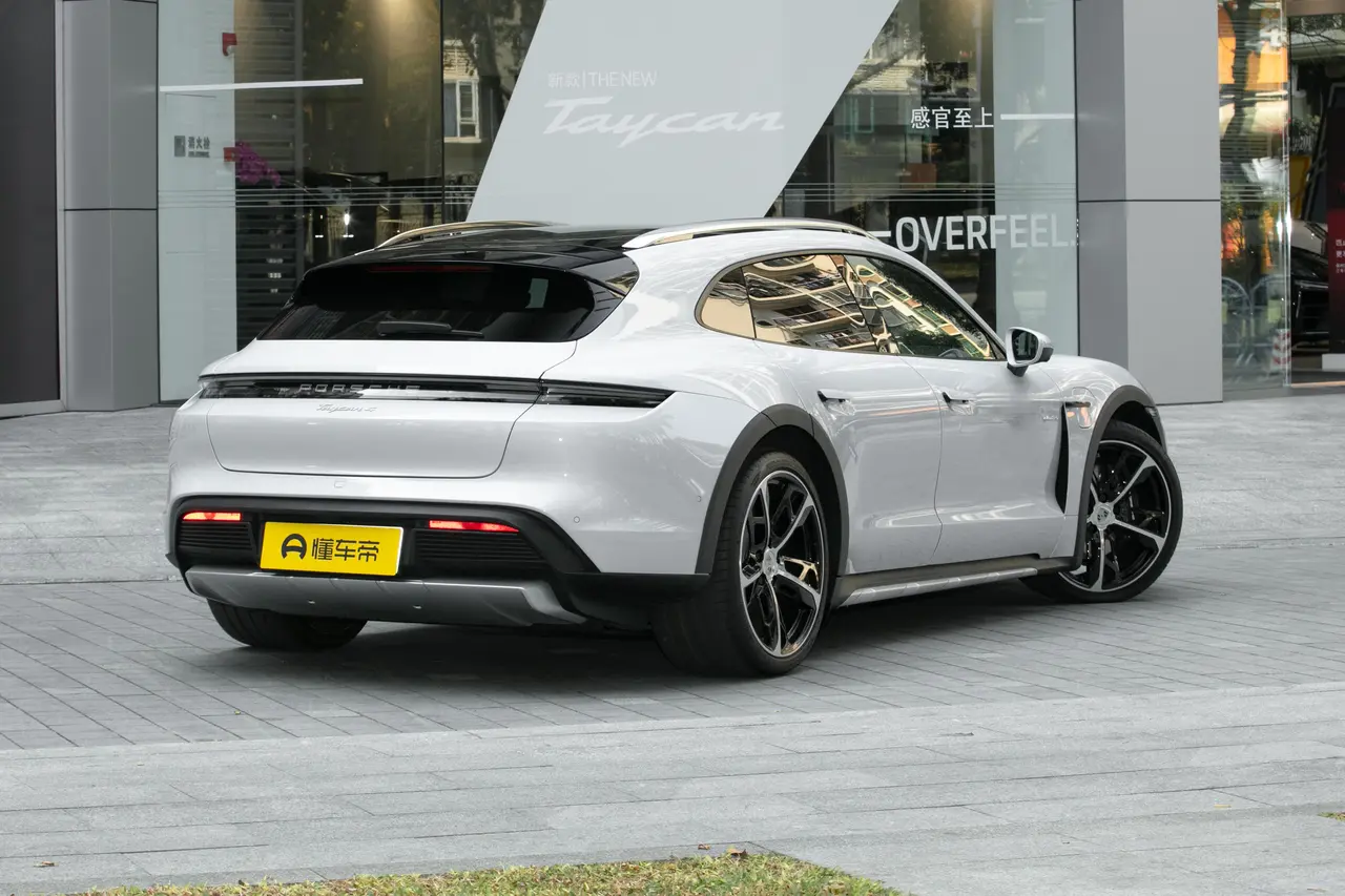Porsche Taycan 2024