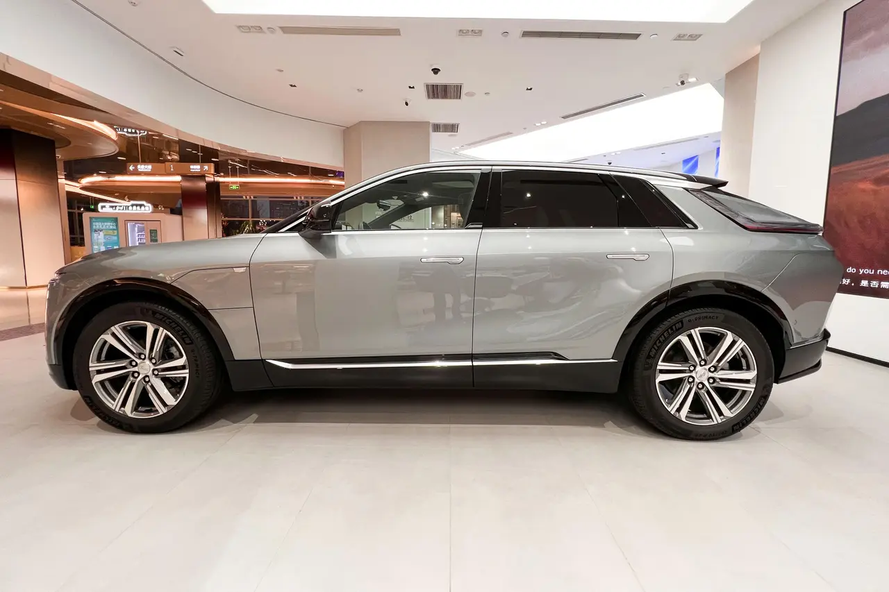 Cadillac Lyriq 2022