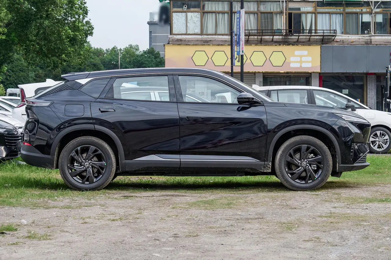 Dongfeng Aeolus Sky EV 2024