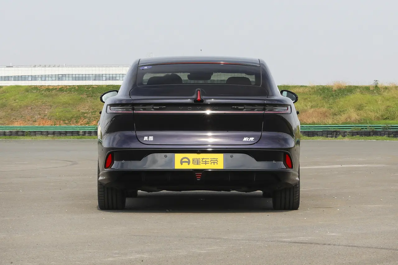 Voyah Chasing Light PHEV 2024