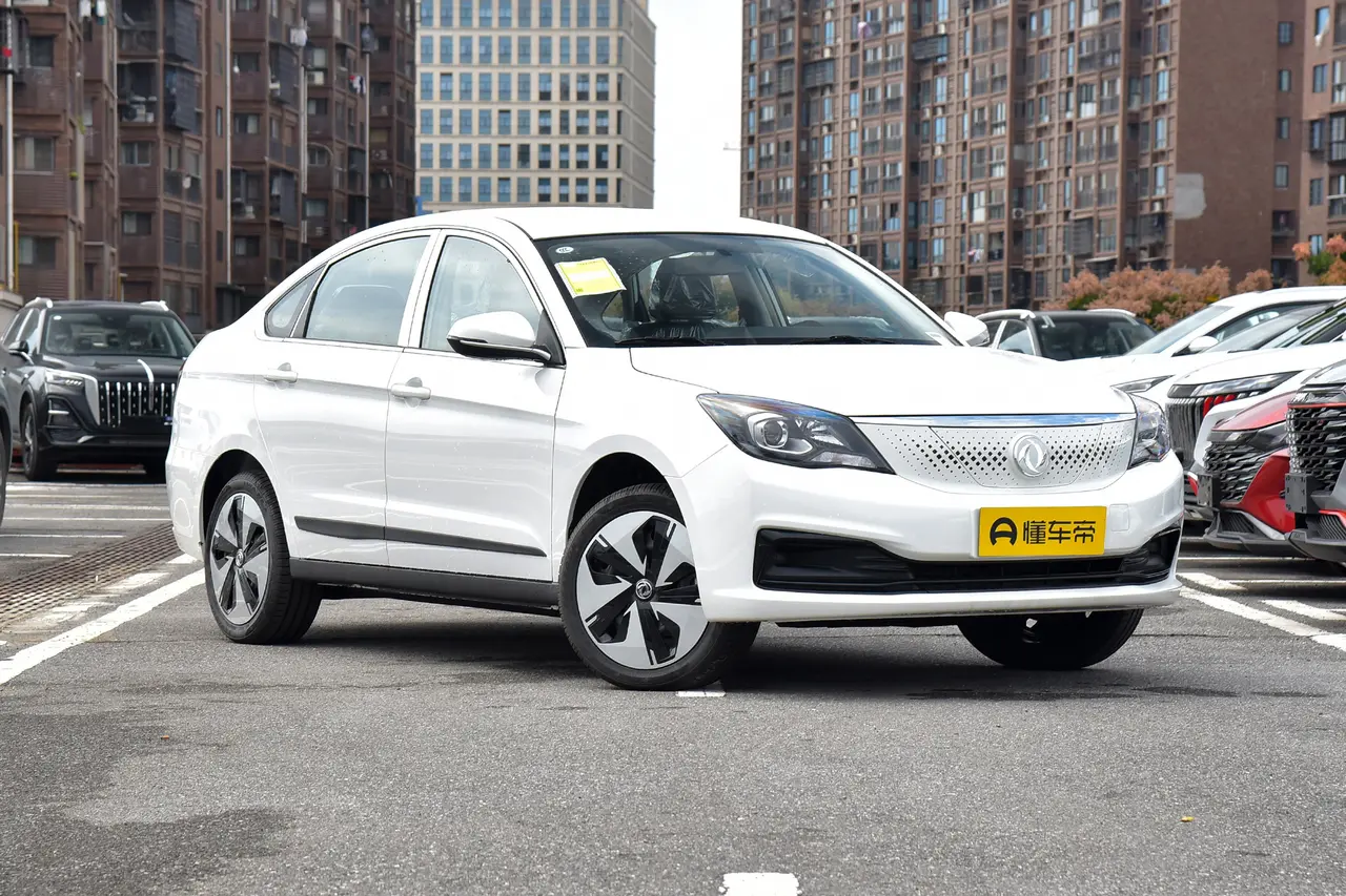 Dongfeng Aeolus E70 2023