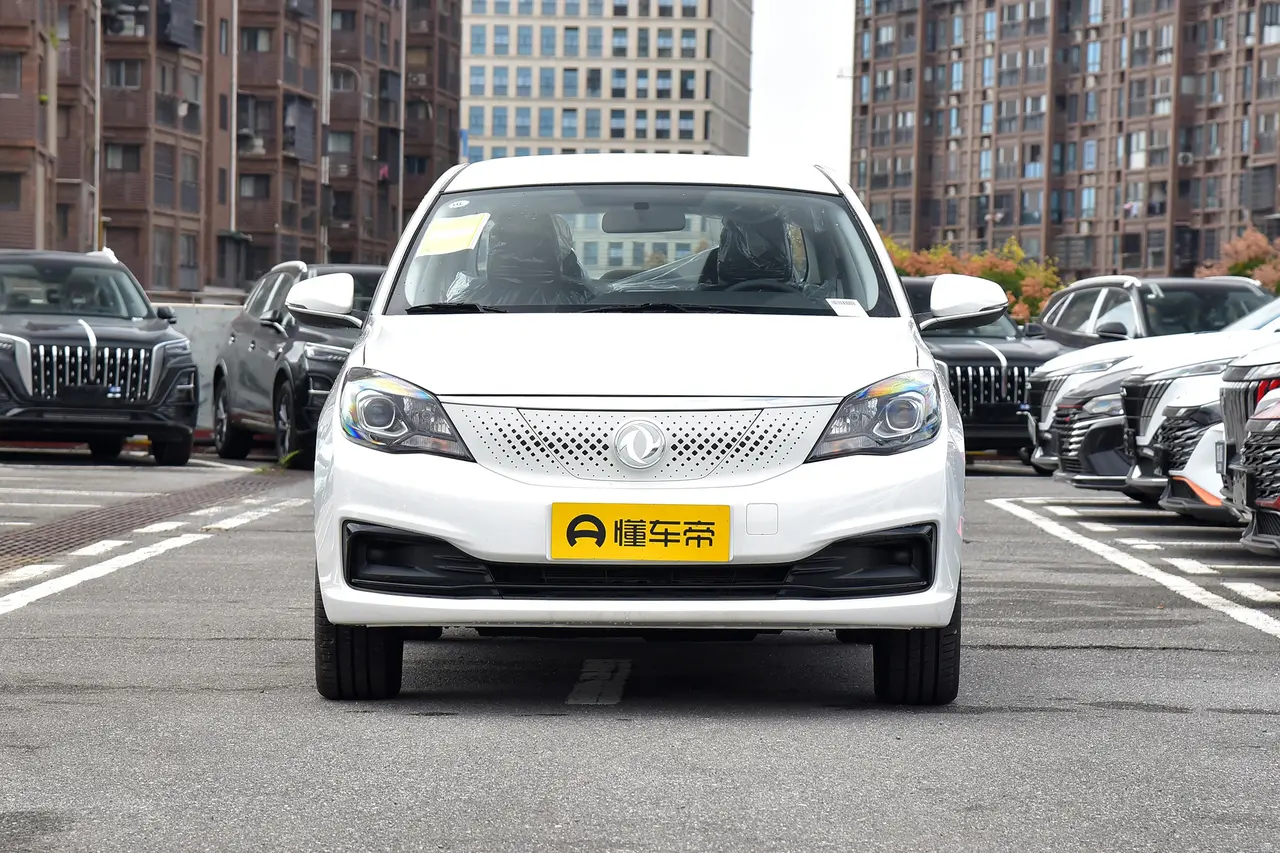 Dongfeng Aeolus E70 2023