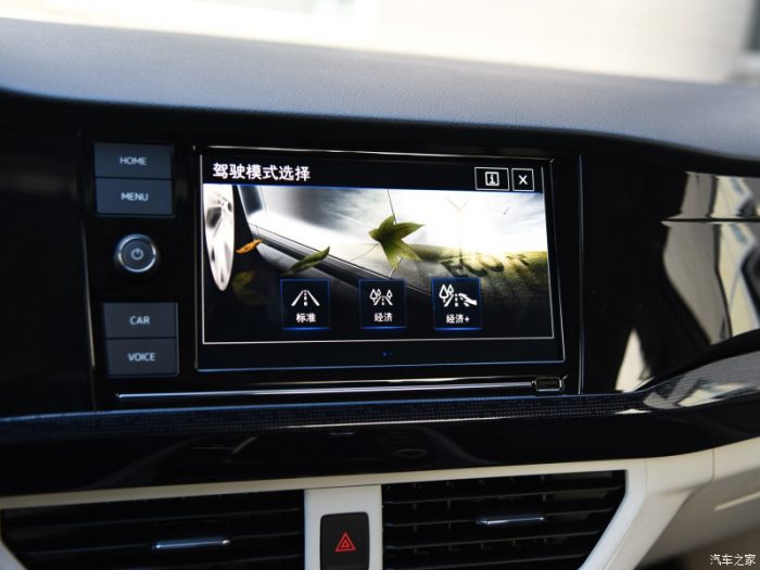 Volkswagen e-Bora 2021