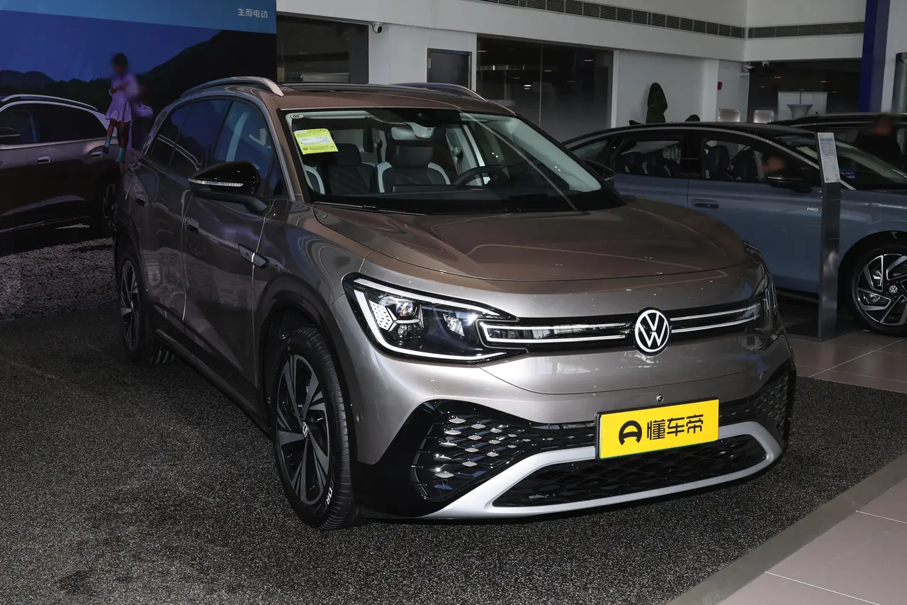 Volkswagen ID.6 Crozz 2024