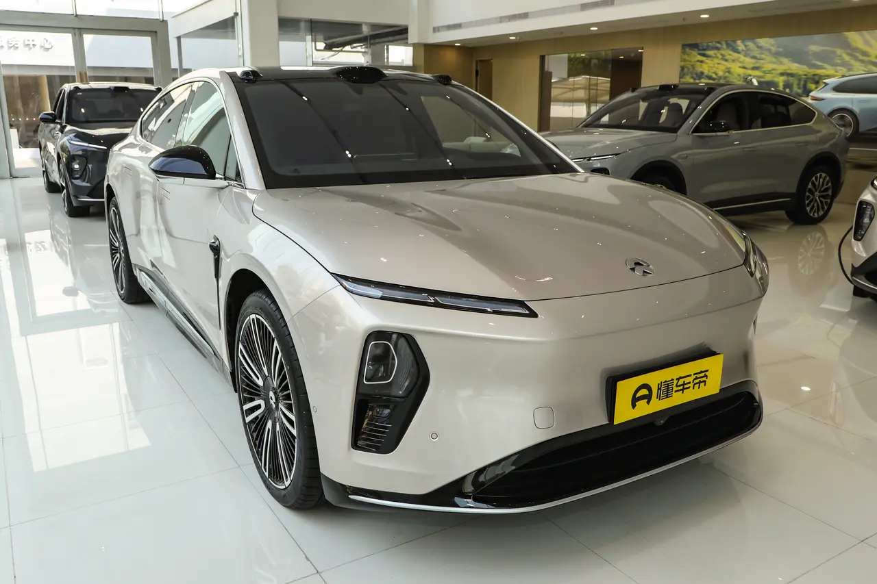 NIO ET9 2025