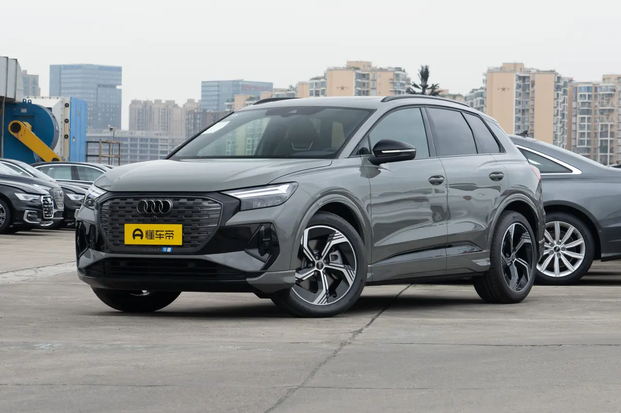 Audi Q4 e-tron 2024
