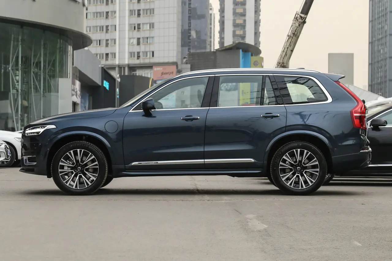 Volvo XC90 Recharge 2024