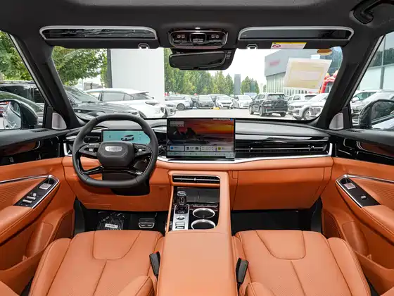 Geely Atlas 2025