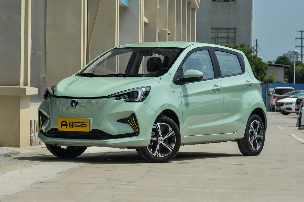 Changan Auchan Ben Ben E-Star 2023