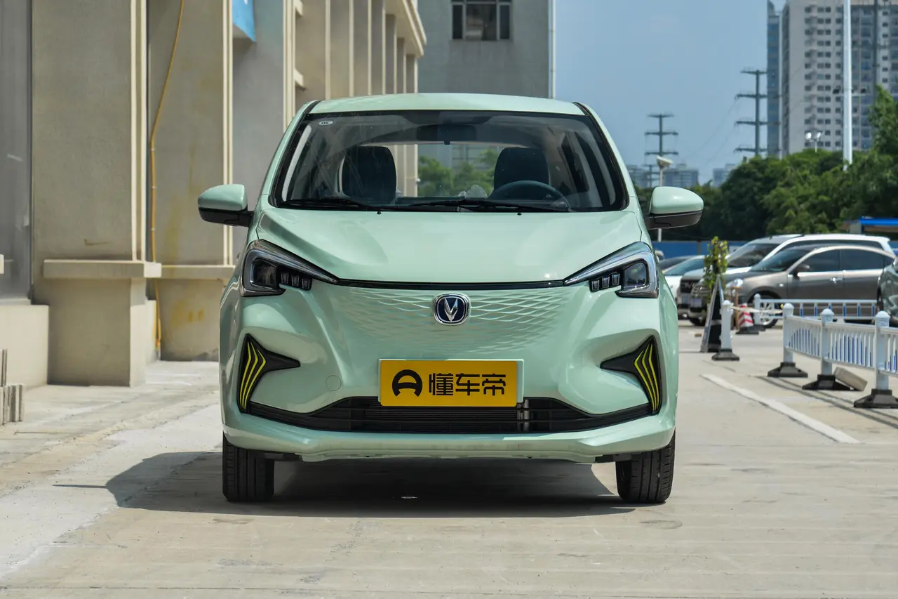 Changan Auchan Ben Ben E-Star 2023