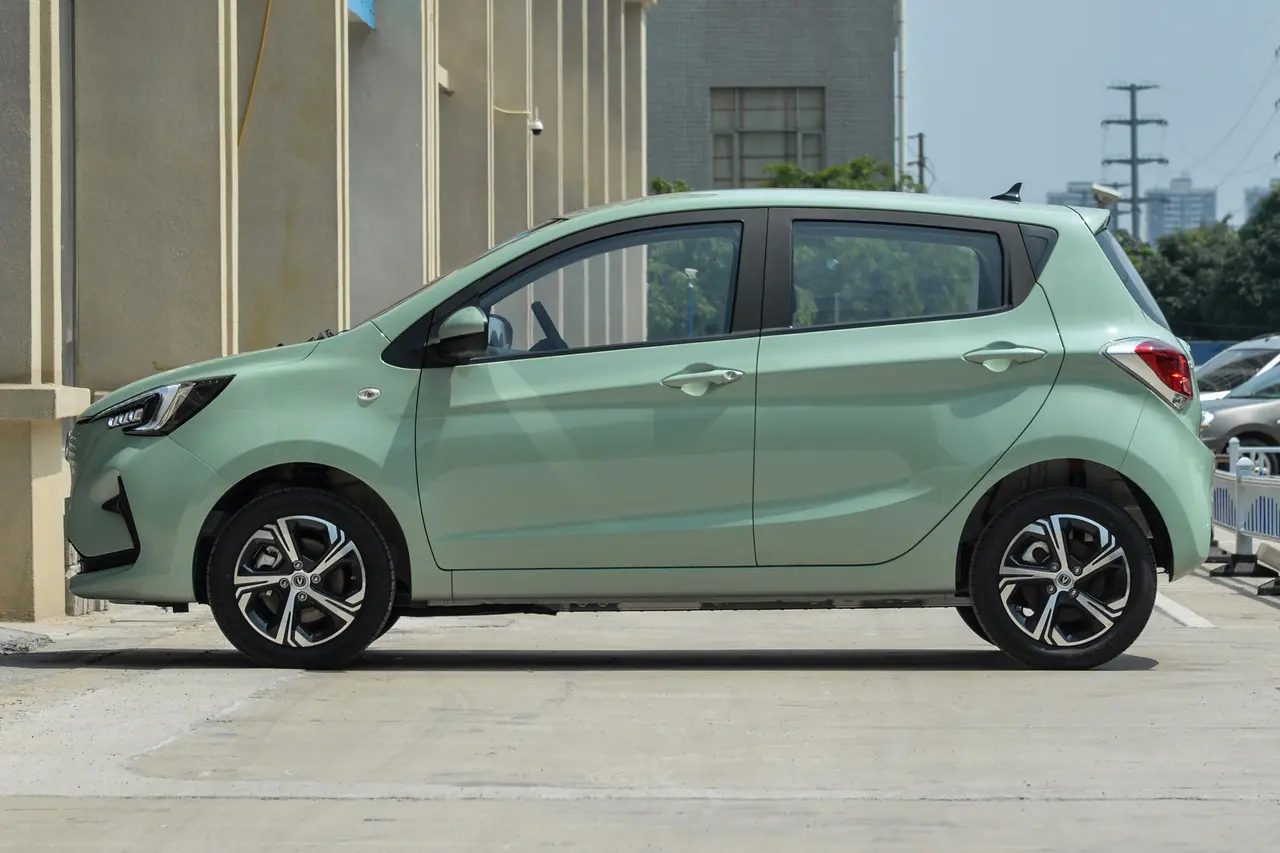 Changan Auchan Ben Ben E-Star 2023