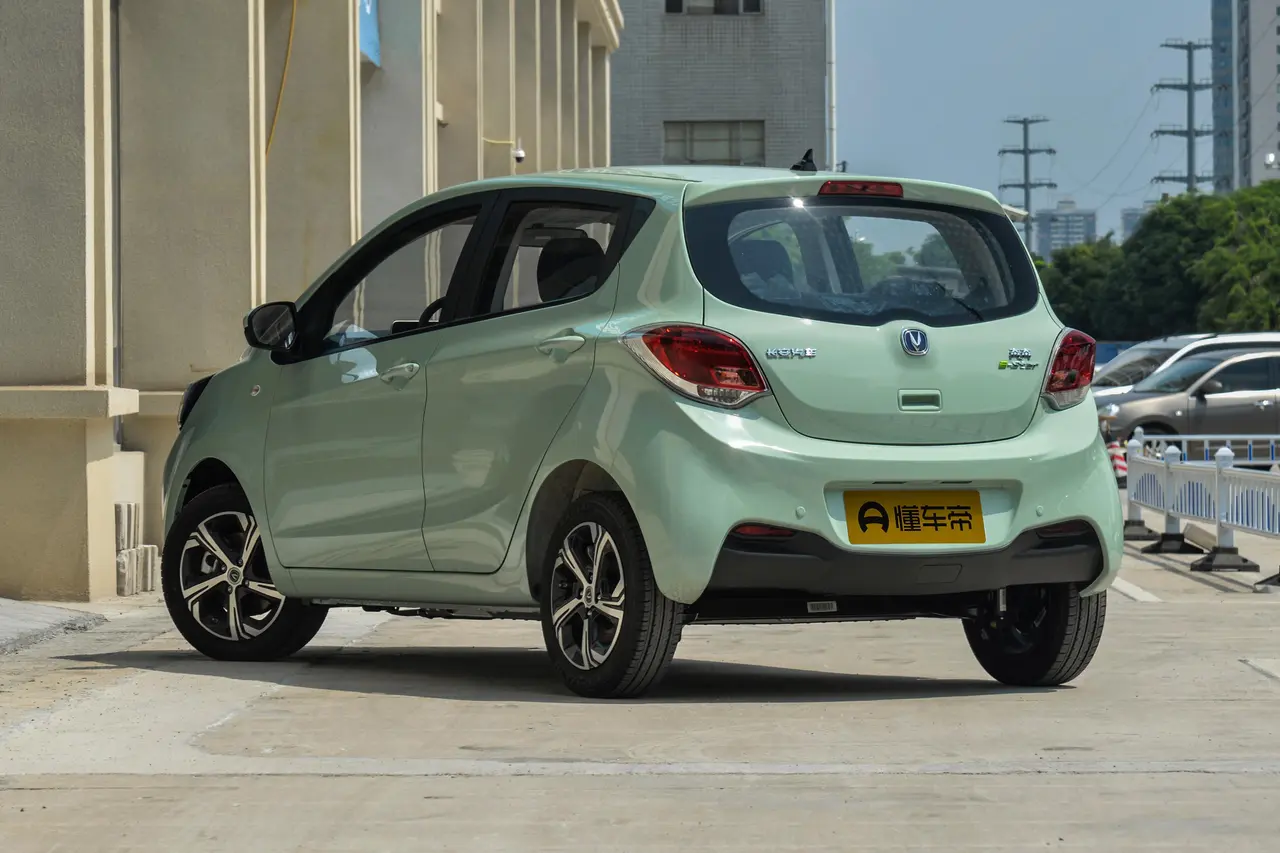 Changan Auchan Ben Ben E-Star 2023