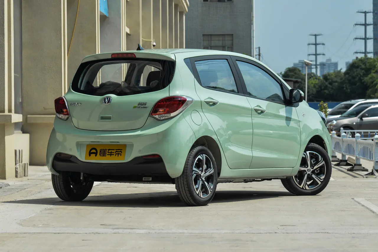 Changan Auchan Ben Ben E-Star 2023