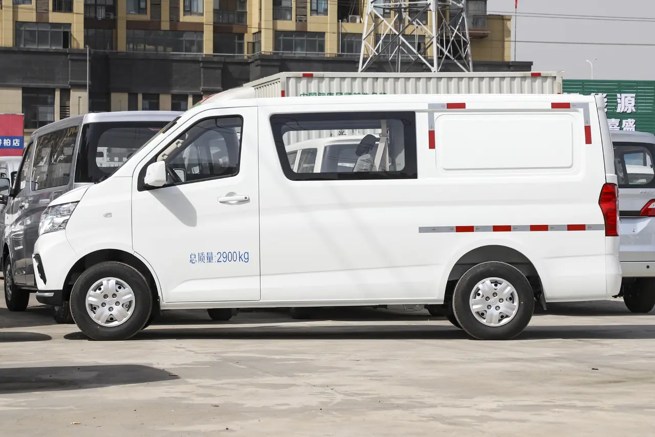 Changan Kaicheng Ruixing EM80 2023